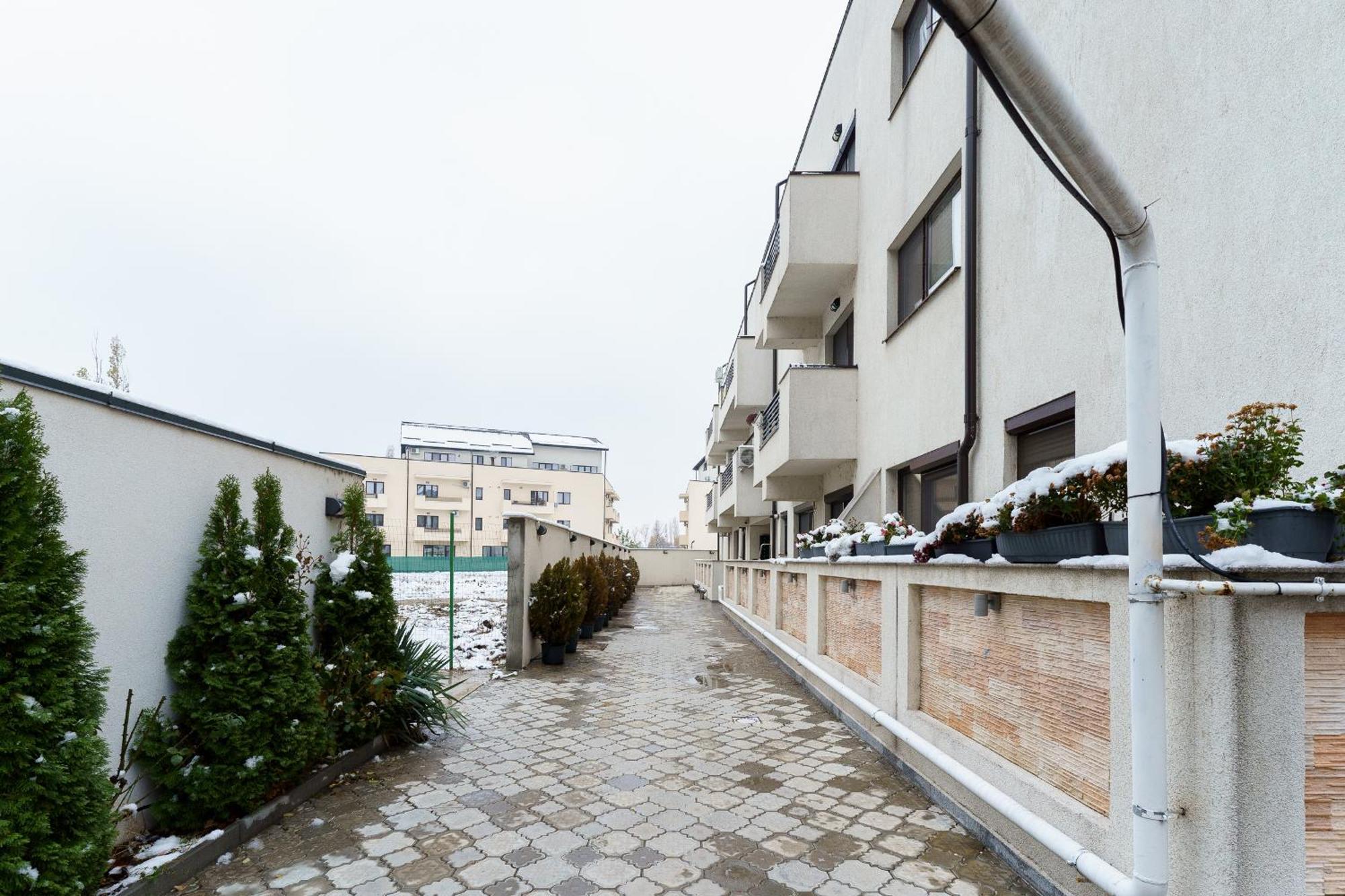 Zircon - Stylish Escape By Selestate Apartment Bucharest Exterior photo